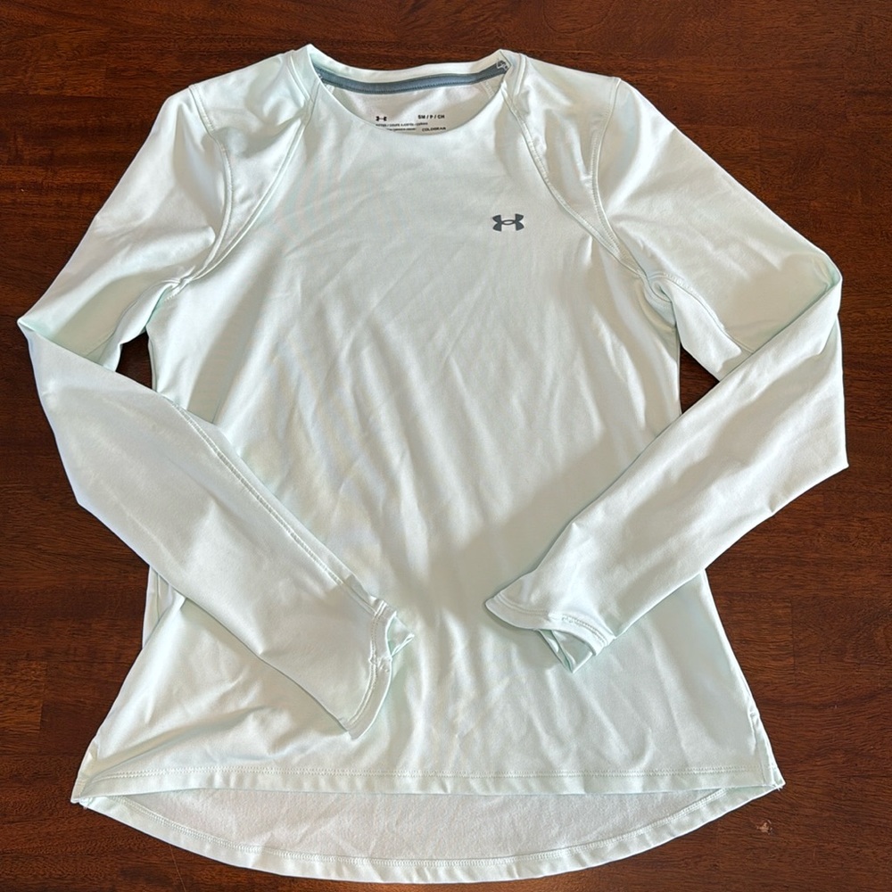 UA fitted cold gear long sleeve top
